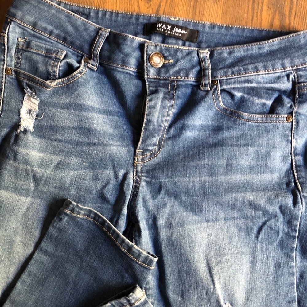 Wax jeans medium wash size 9 skinny distressed